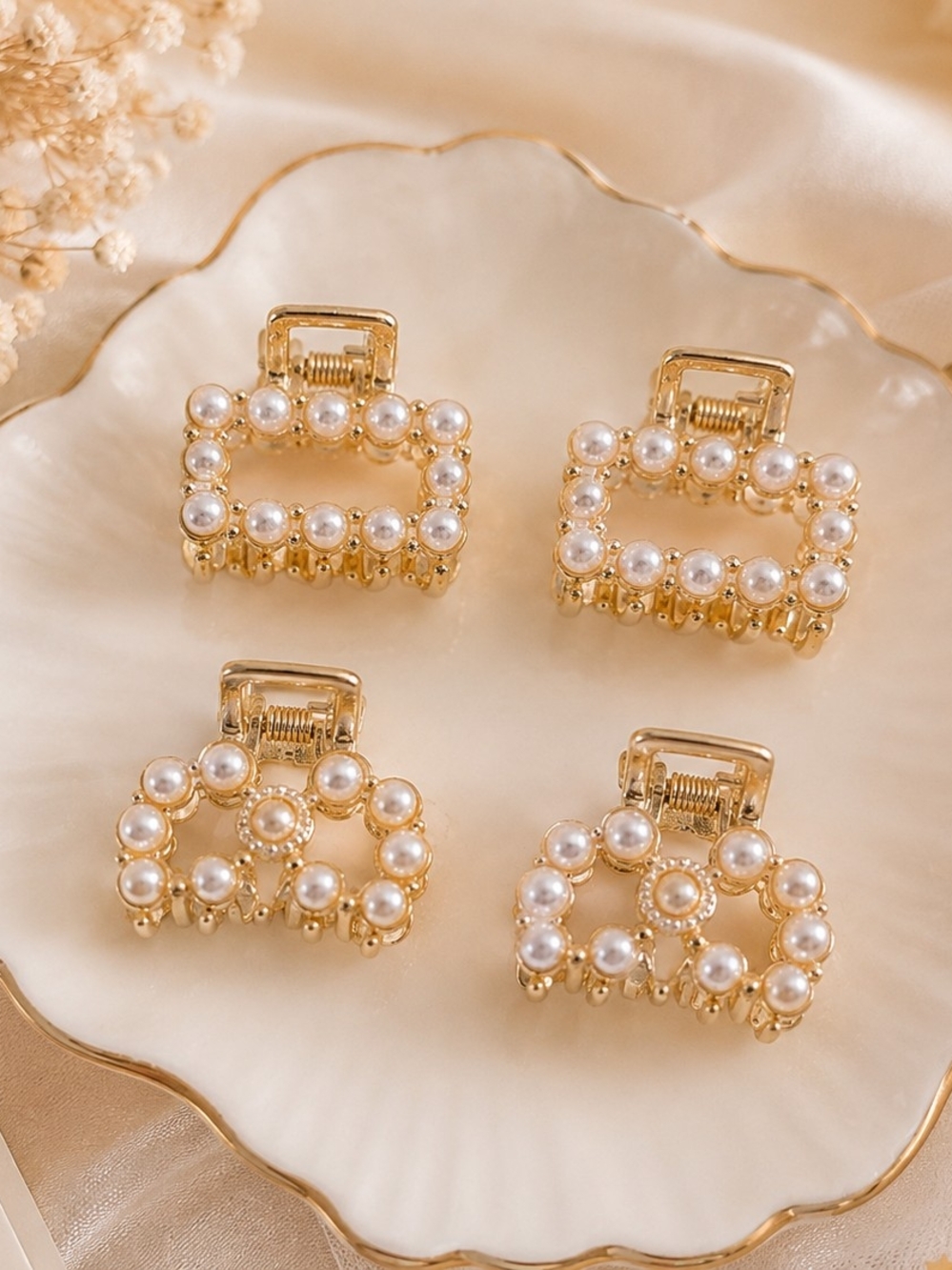 Mini Pearl Hair Claw Clip Set 🤍 Gold-Tone Coquette Hair Accessories x 4 New